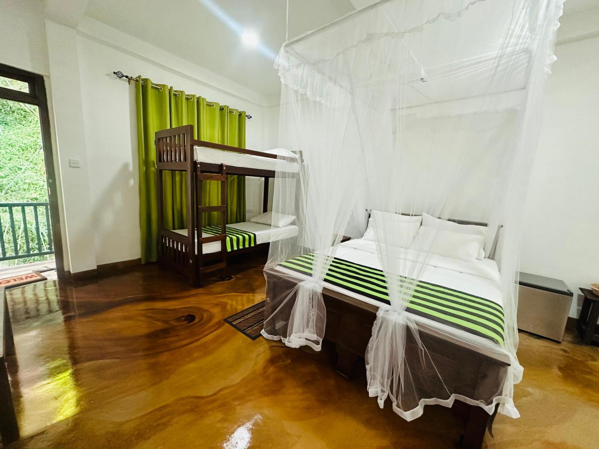 River Splendour Home Stay เอลลา ภายนอก รูปภาพ
