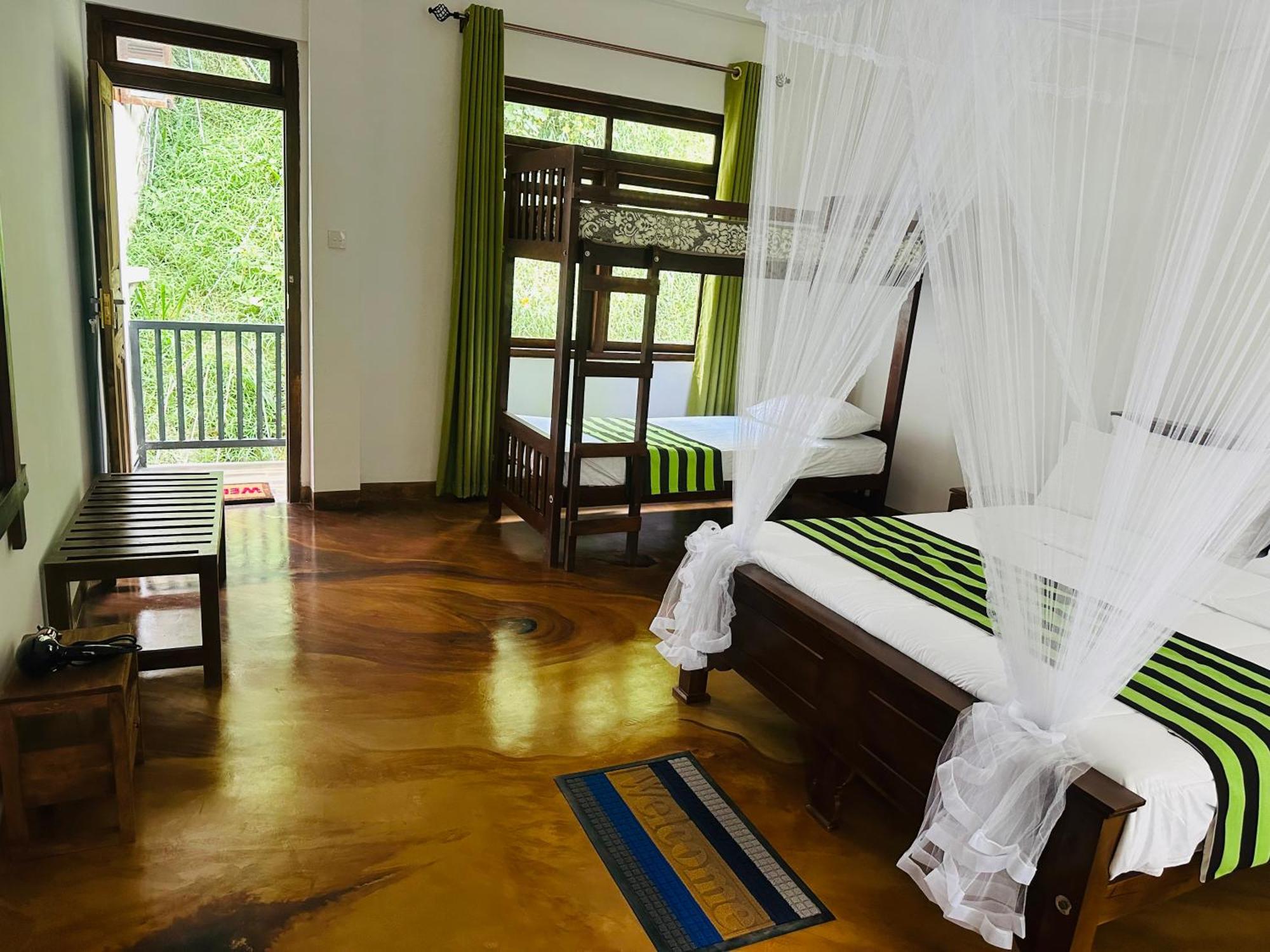 River Splendour Home Stay เอลลา ภายนอก รูปภาพ