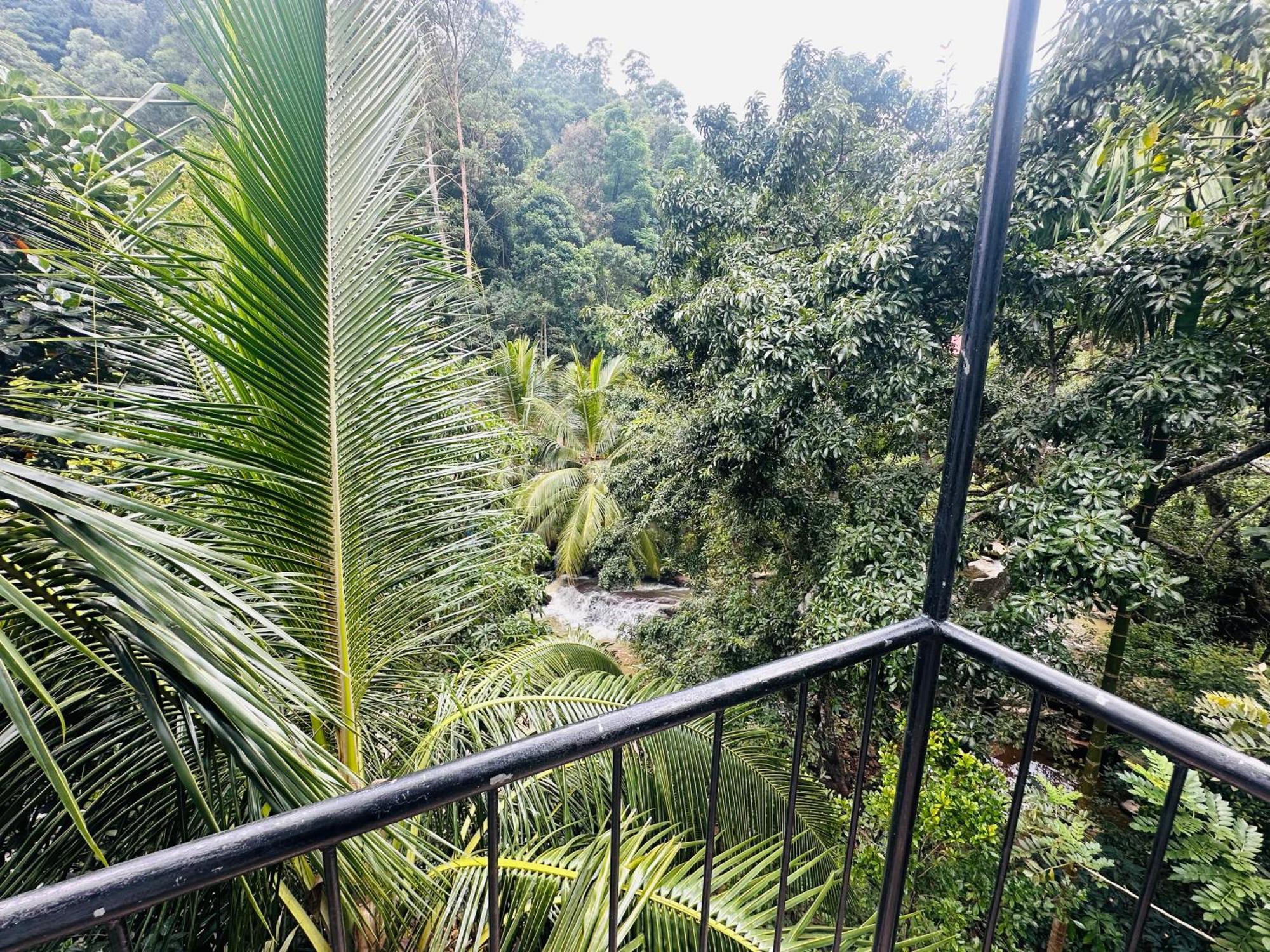 River Splendour Home Stay เอลลา ภายนอก รูปภาพ