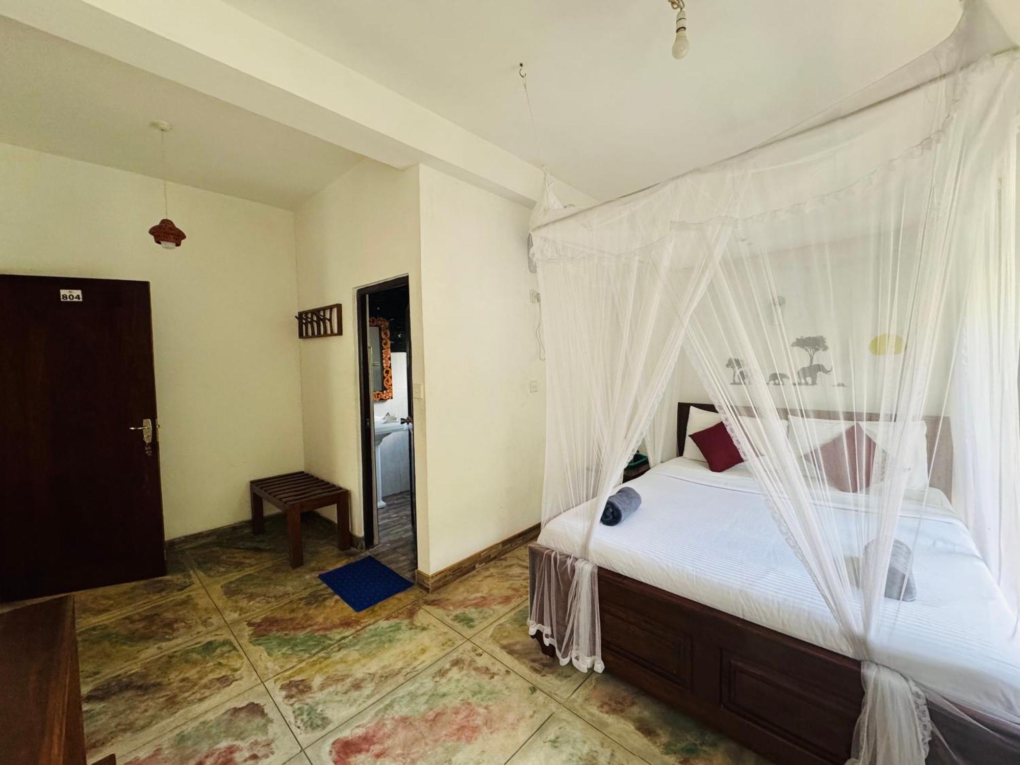 River Splendour Home Stay เอลลา ภายนอก รูปภาพ