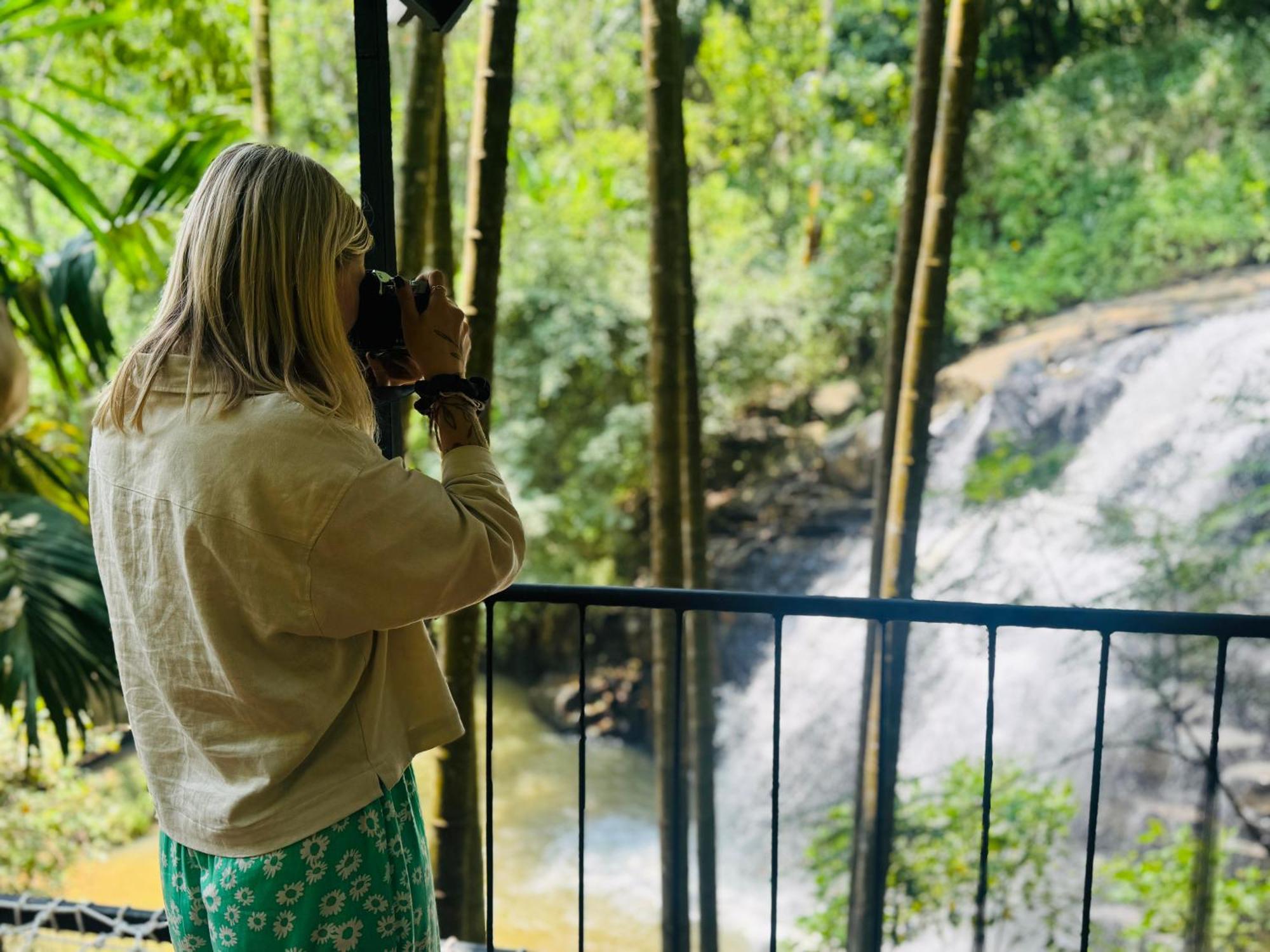 River Splendour Home Stay เอลลา ภายนอก รูปภาพ